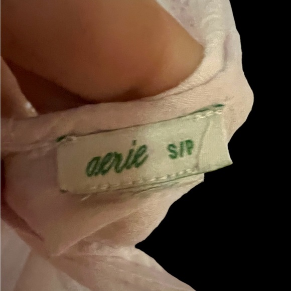 Very light pink aerie blouse with eyelet accents - Picture 3 of 3